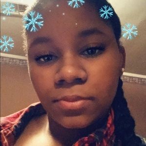 Meet your Posher, Jasmine